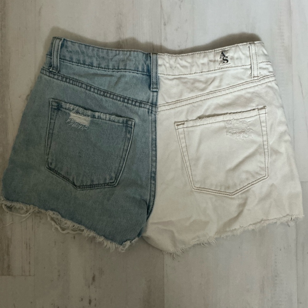 Altar'd State Cream and Blue Distressed Jean Shorts - Picture 3 of 5